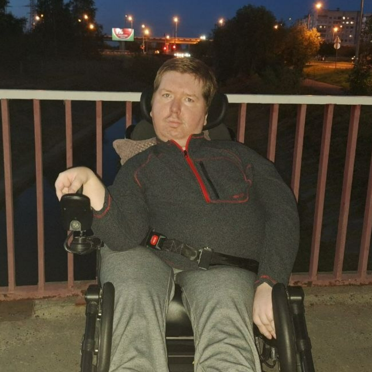 Дмитрий.png
